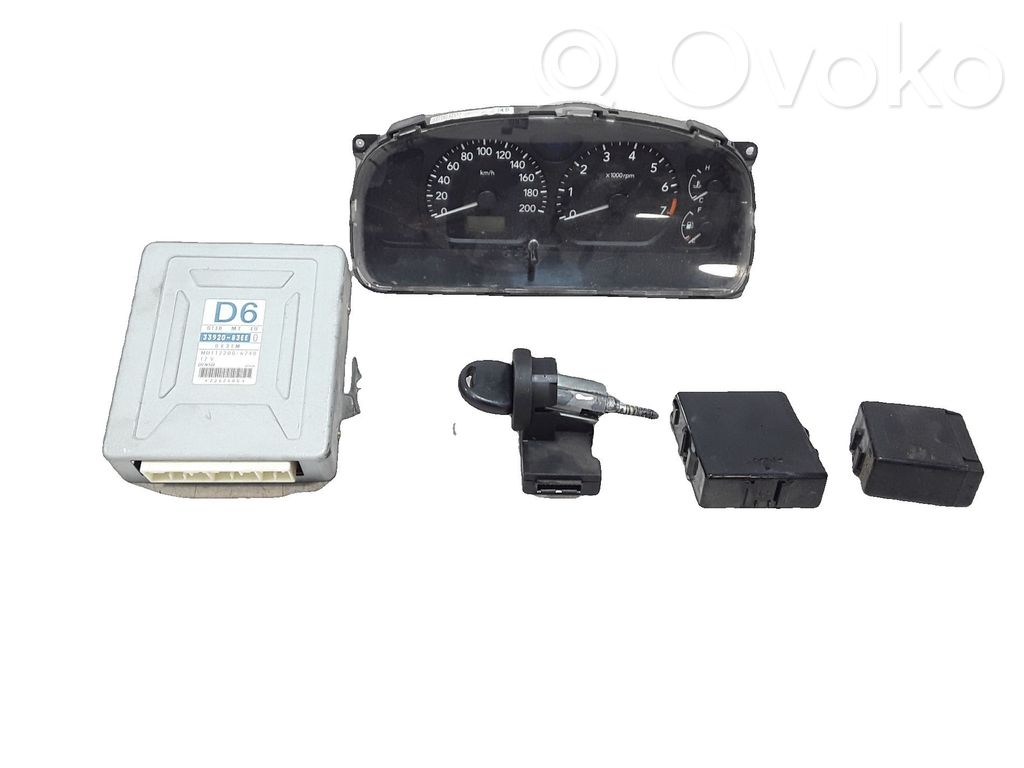 Suzuki Wagon R+ Komputer / Sterownik ECU i komplet kluczy 