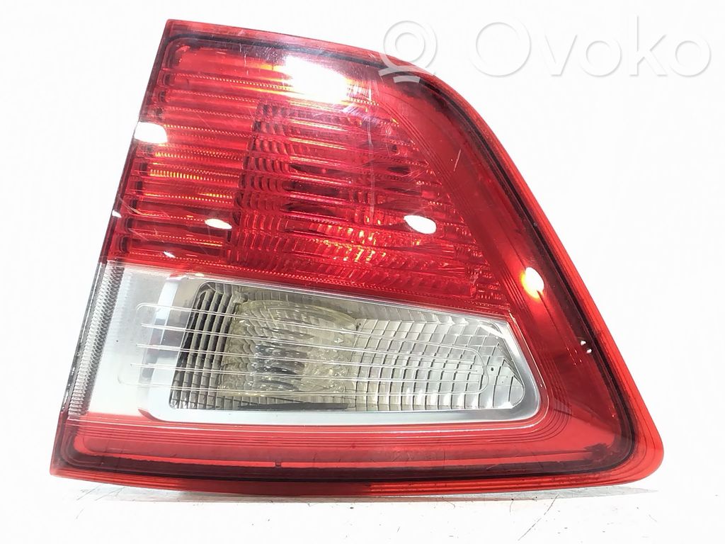 Ford C-MAX II Takaluukun takavalot 