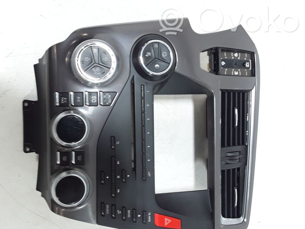 DS Automobiles 5 Climate control unit 