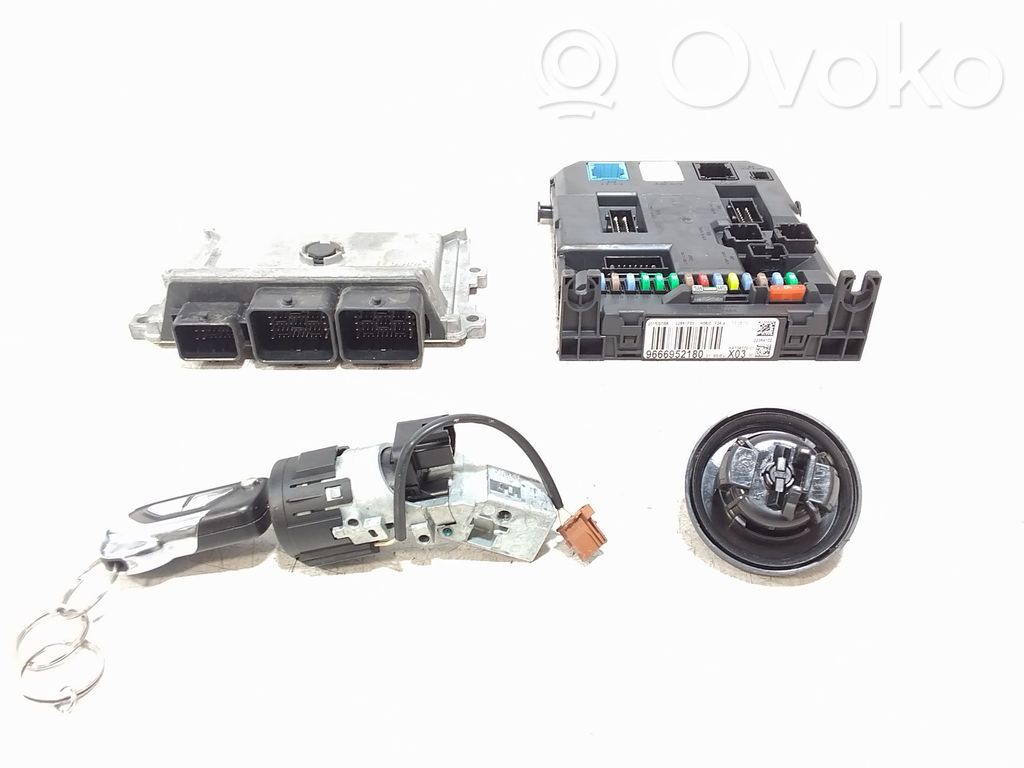 DS Automobiles 3 Kit cu ECU motor și set închidere uși 