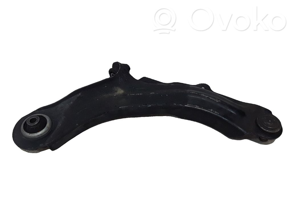 Renault Captur Front lower control arm/wishbone 