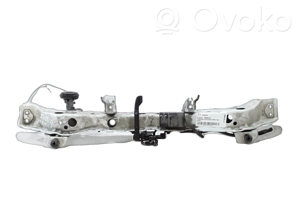Toyota Yaris Panel mocowania chłodnicy / góra 