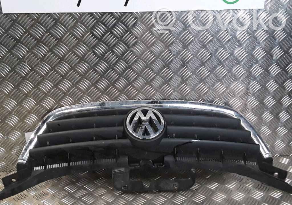 Volkswagen Touran I Rejilla superior del radiador del parachoques delantero 