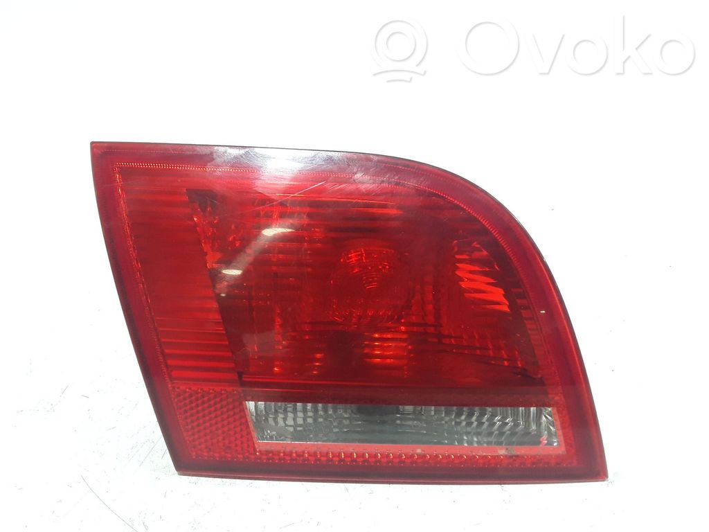 Audi A3 S3 A3 Sportback 8P Feux arrière sur hayon