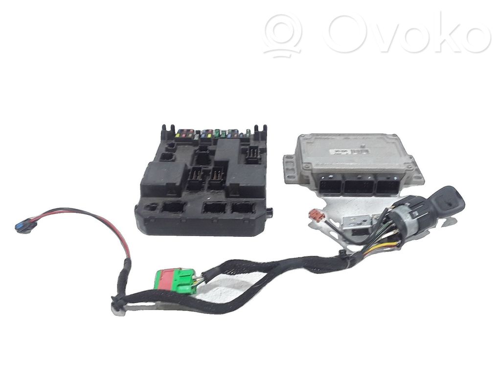 Peugeot 307 CC Juego de cerradura y set ECU del motor