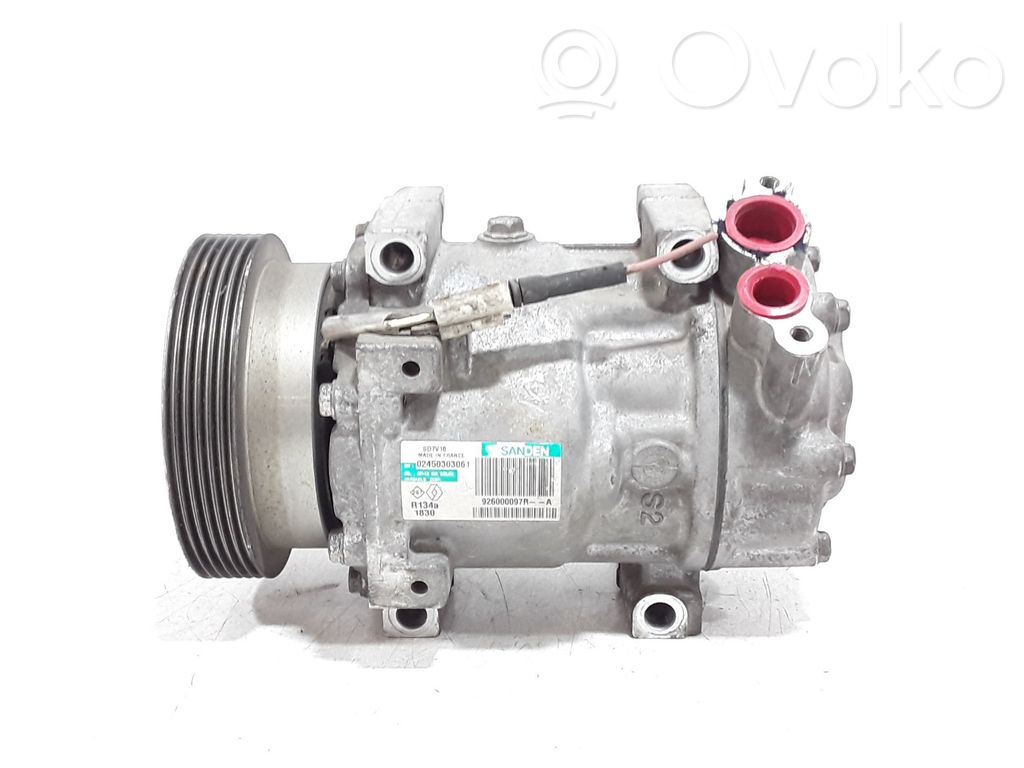 Dacia Sandero Compresor (bomba) del aire acondicionado (A/C))