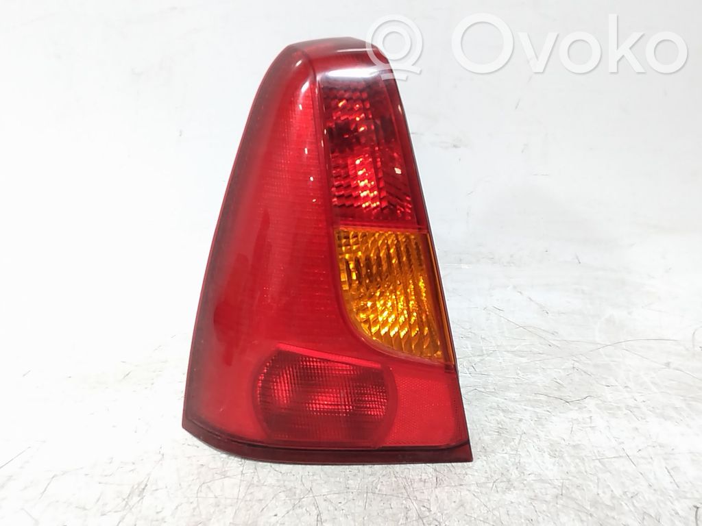 Dacia Logan I Luz trasera/de freno
