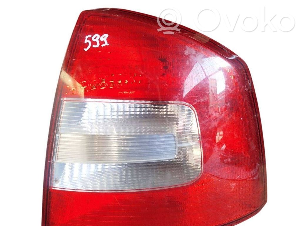 Skoda Octavia Mk2 (1Z) Lampa tylna 