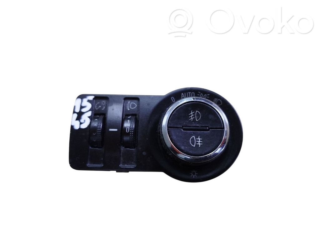 Opel Insignia A Light switch 