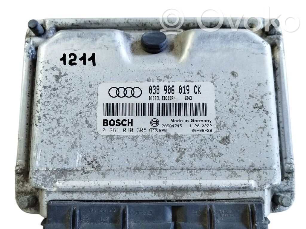 Volkswagen PASSAT B5 Engine control unit/module 