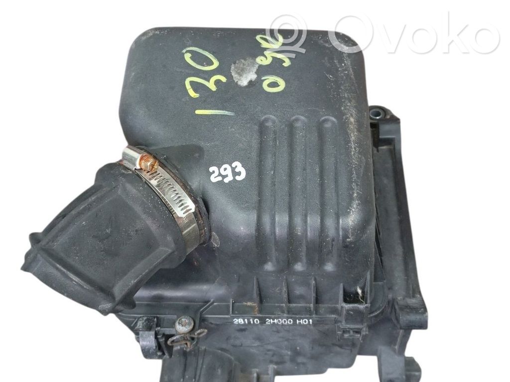 Hyundai i30 Air filter box 