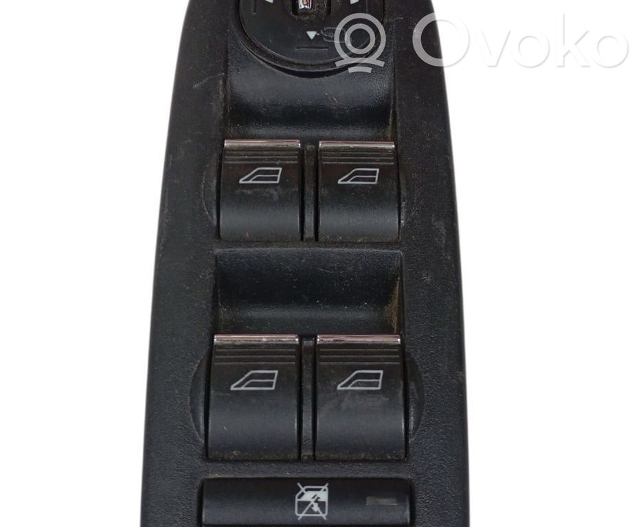 Ford Focus C-MAX Electric window control switch 