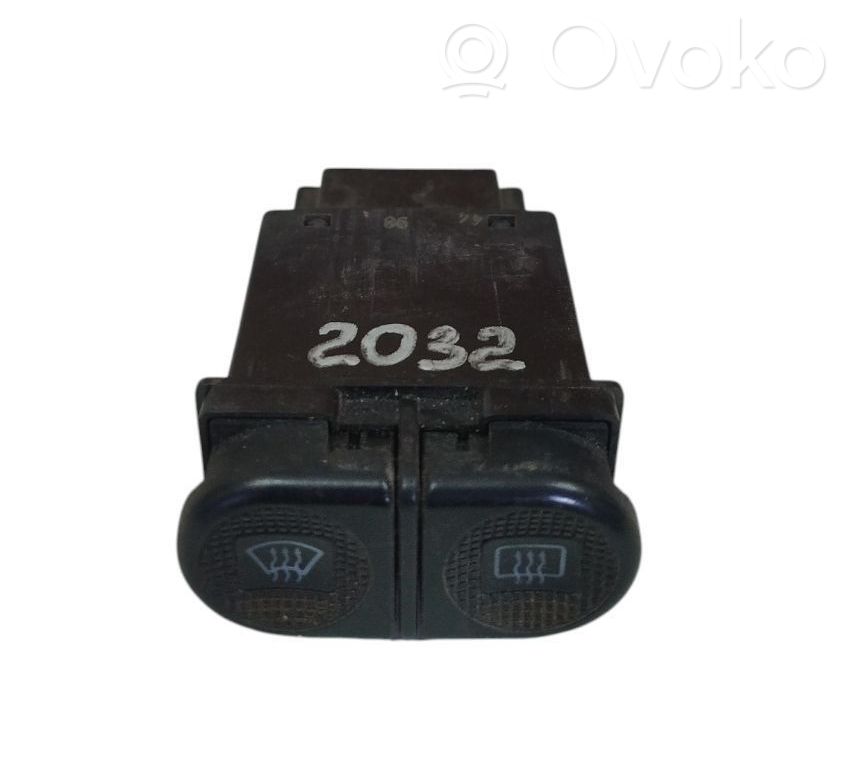 Volkswagen Sharan Windscreen/window heater switch 