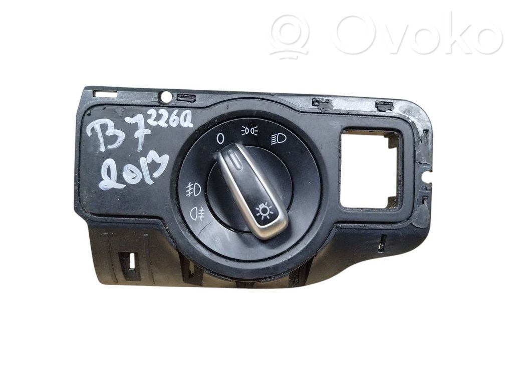 Volkswagen PASSAT B7 Interruptor de luz 
