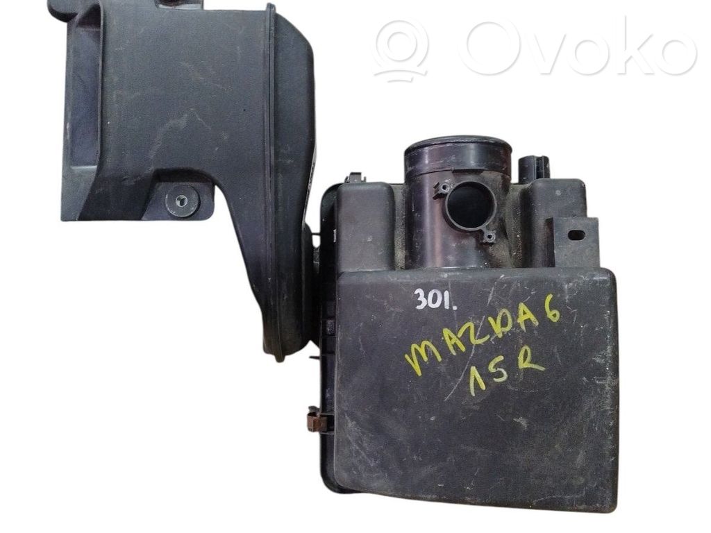 Mazda 6 Air filter box 