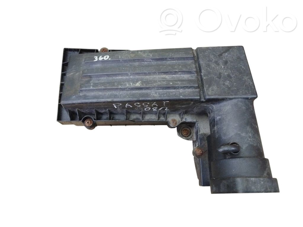 Volkswagen PASSAT B6 Obudowa filtra powietrza 