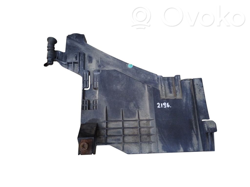 Audi A5 8T 8F Headlight/headlamp mounting bracket 