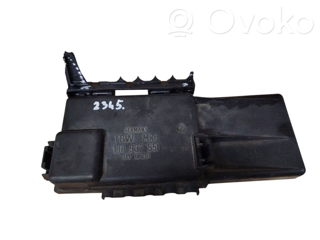 Audi A3 S3 8L Módulo de fusible 