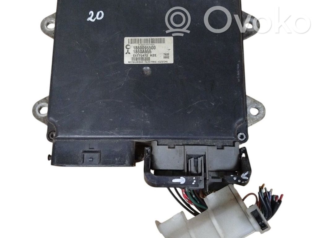 Mitsubishi Colt Engine control unit/module 