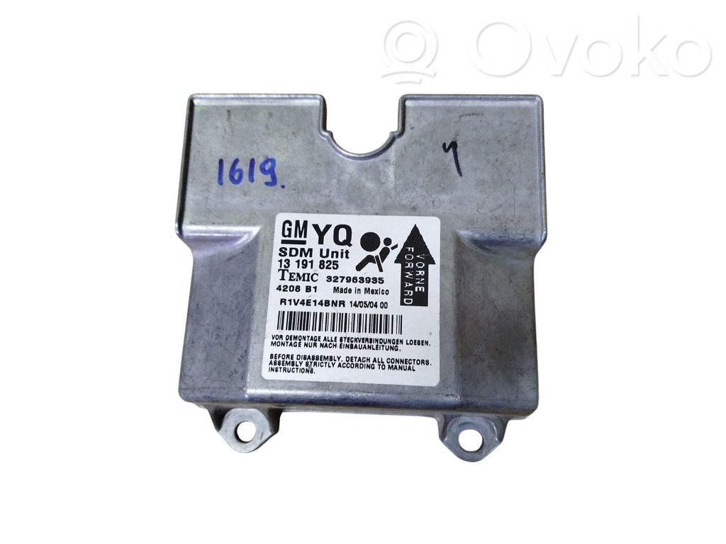 Opel Astra H Airbag control unit/module 