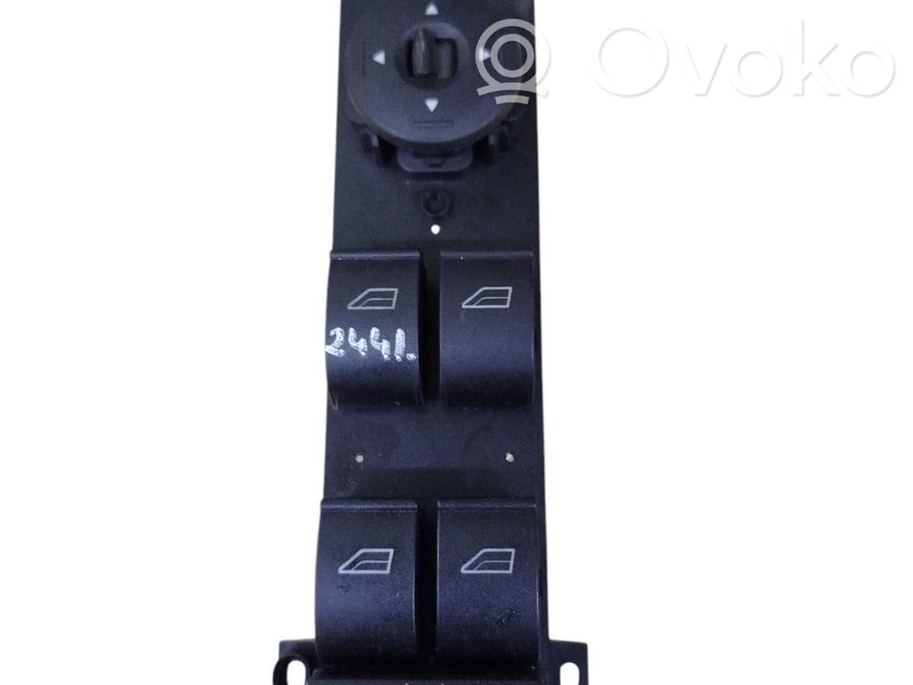 Ford Focus C-MAX Electric window control switch 
