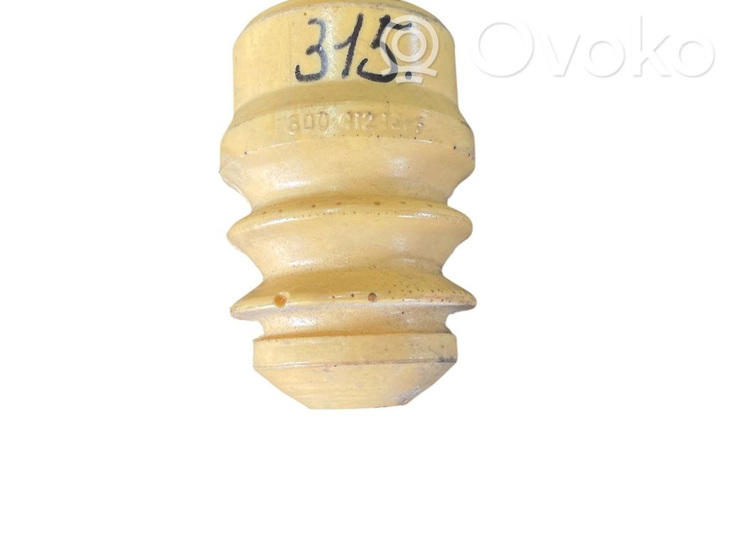 Osłona amortyzatora przedniego   8D0412131F