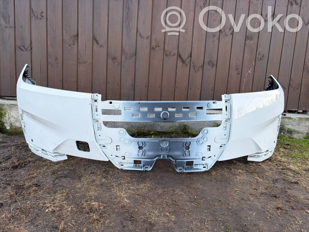 BMW iX Front bumper 