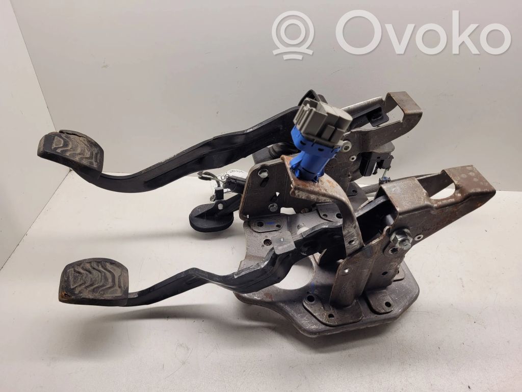 Ford Tourneo Custom Pedal assembly 