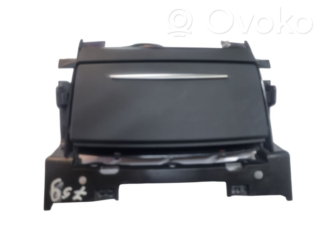 Audi A8 S8 D4 4H Cenicero (trasero) 