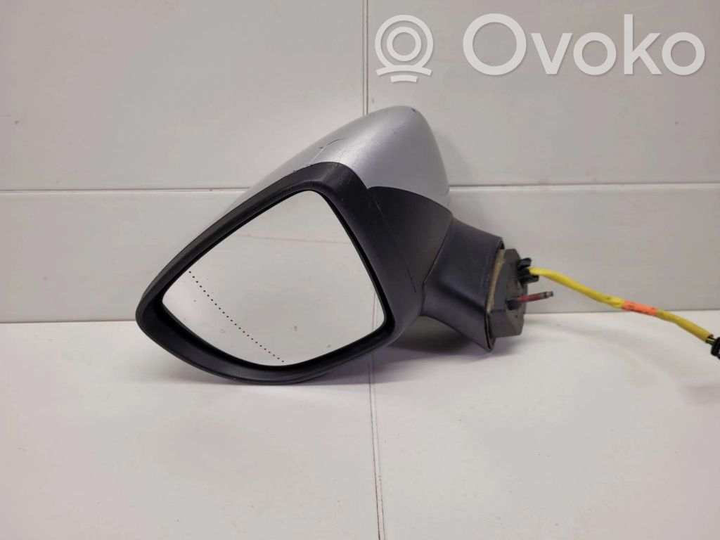 Renault Captur Front door electric wing mirror 