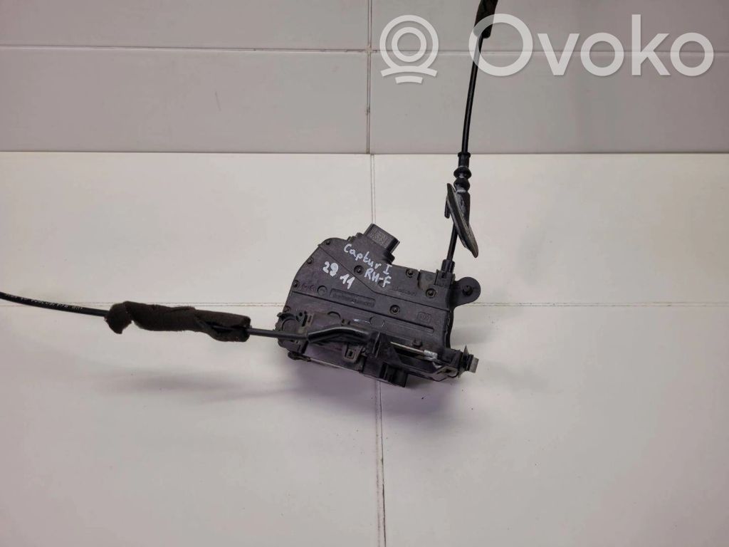 Renault Captur Takaoven lukko 