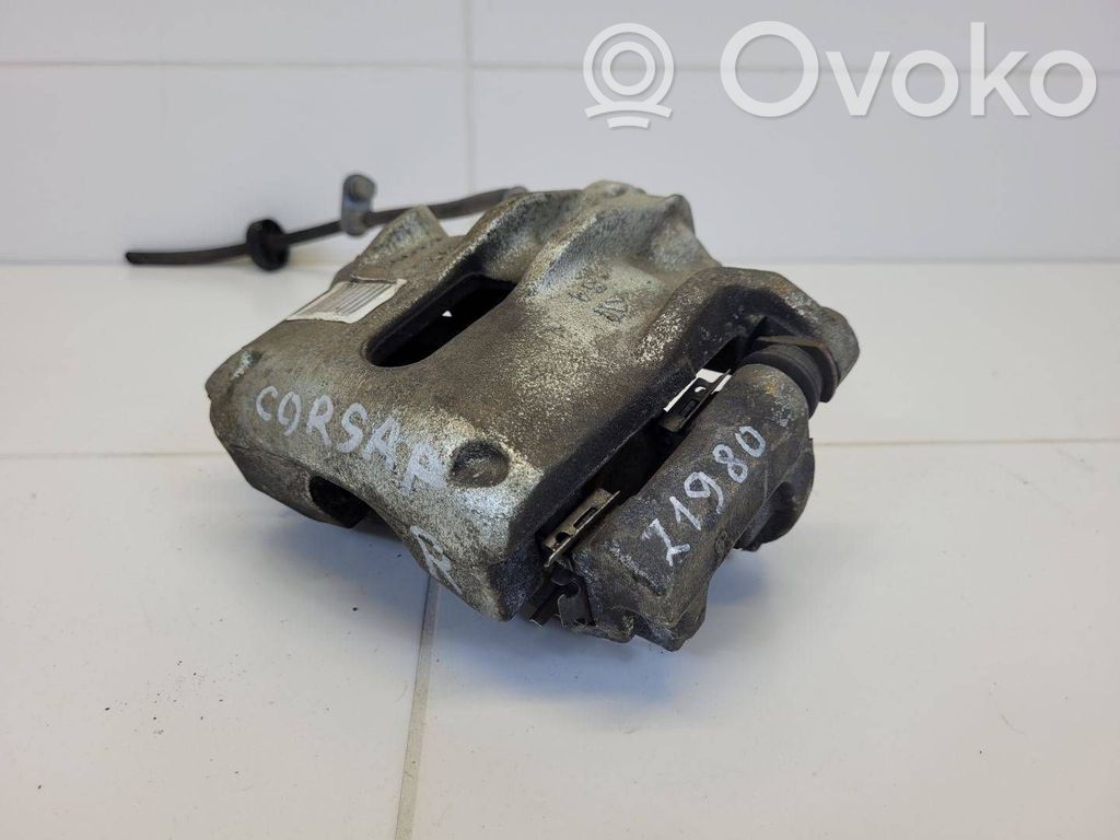 Opel Corsa F Zacisk hamulcowy przedni 