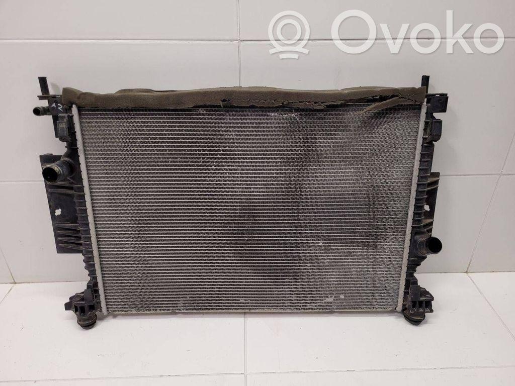 Ford Kuga II Coolant radiator 