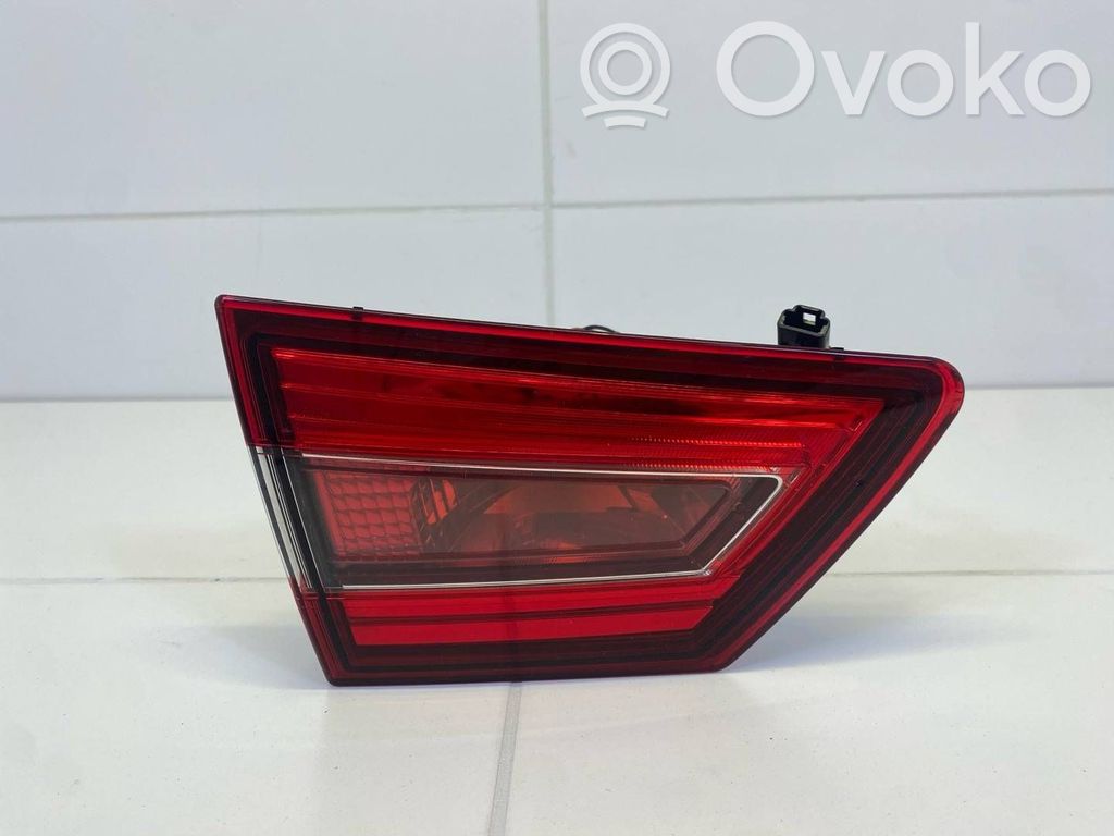 Tailgate rear/tail lights   265552424R