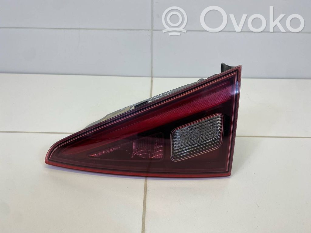 Alfa Romeo Giulia Takaluukun takavalot 