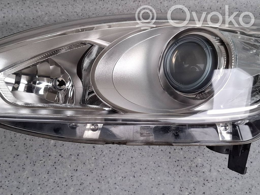 Ford C-MAX II Phare frontale 