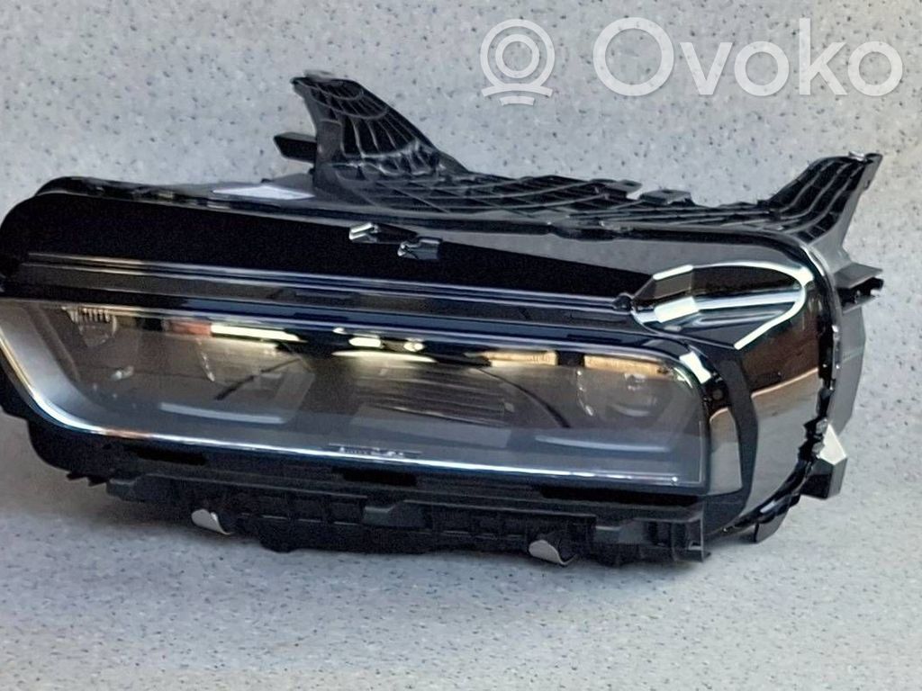 BMW 7 G70 Phare frontale 