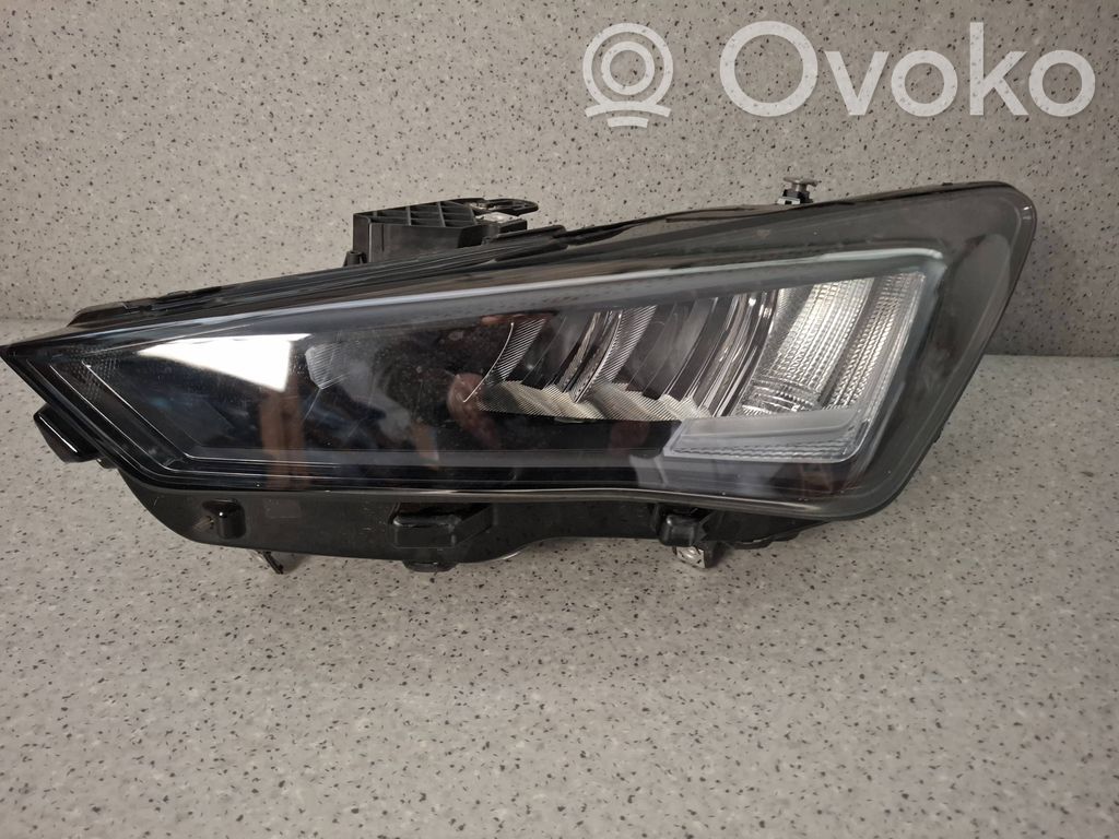 Seat Leon IV Lampa przednia 