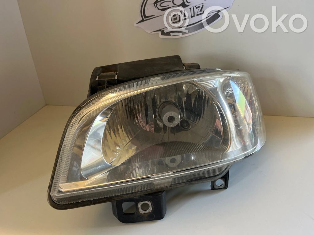 Lampa przednia   02A011A