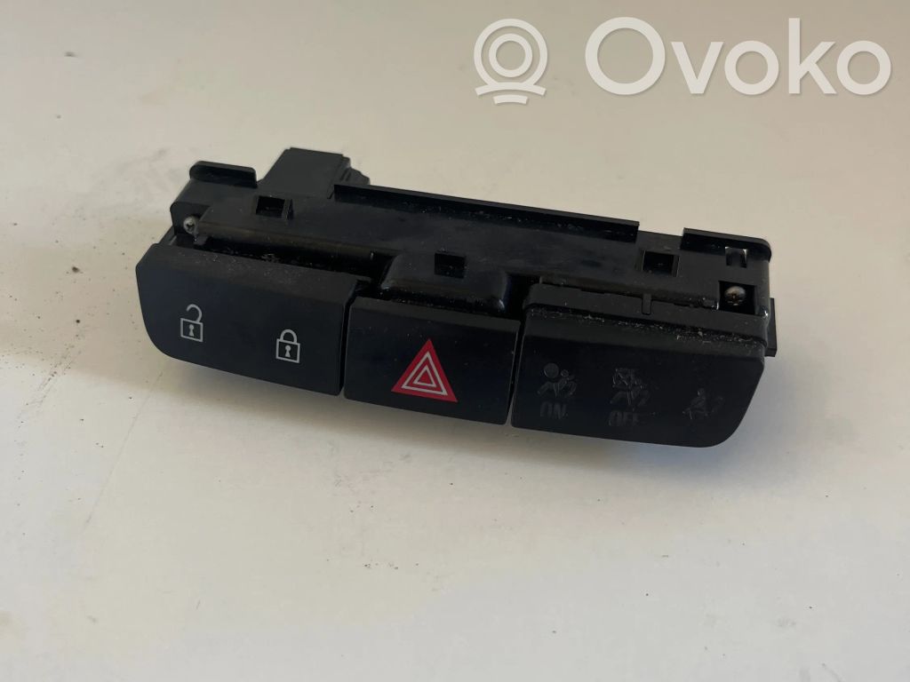 Opel Insignia A Hazard light switch 