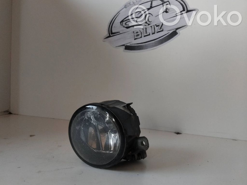 Opel Zafira B Miglas lukturis priekšā 