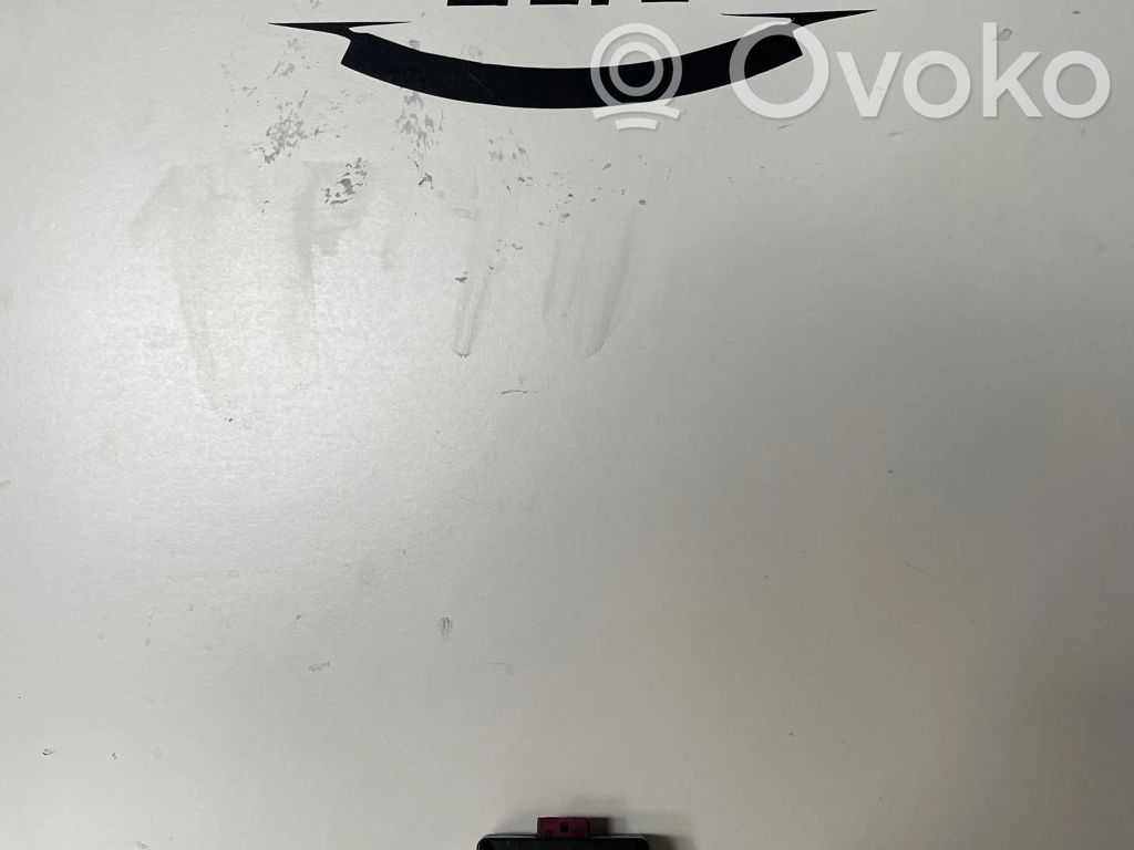 BMW 3 E46 Antenos stiprintuvas 