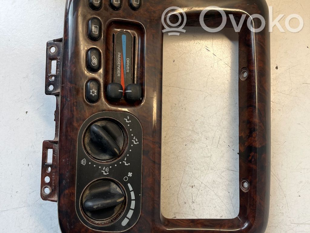Chrysler Voyager Climate control unit 