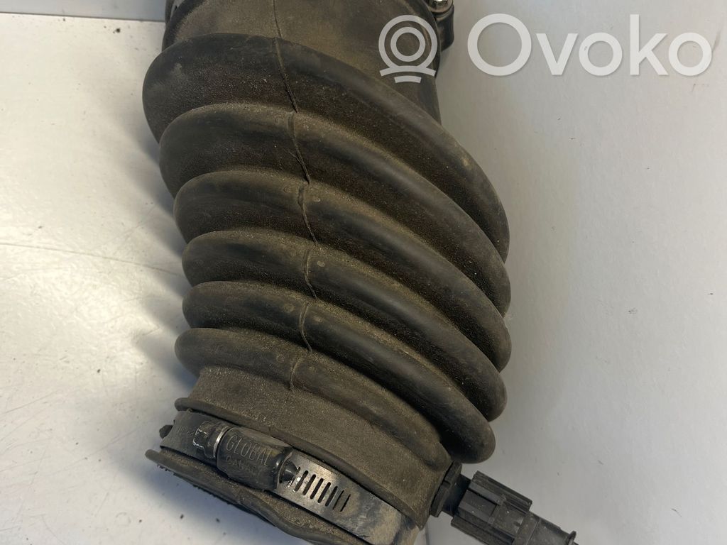 Chrysler Voyager Air intake hose/pipe 