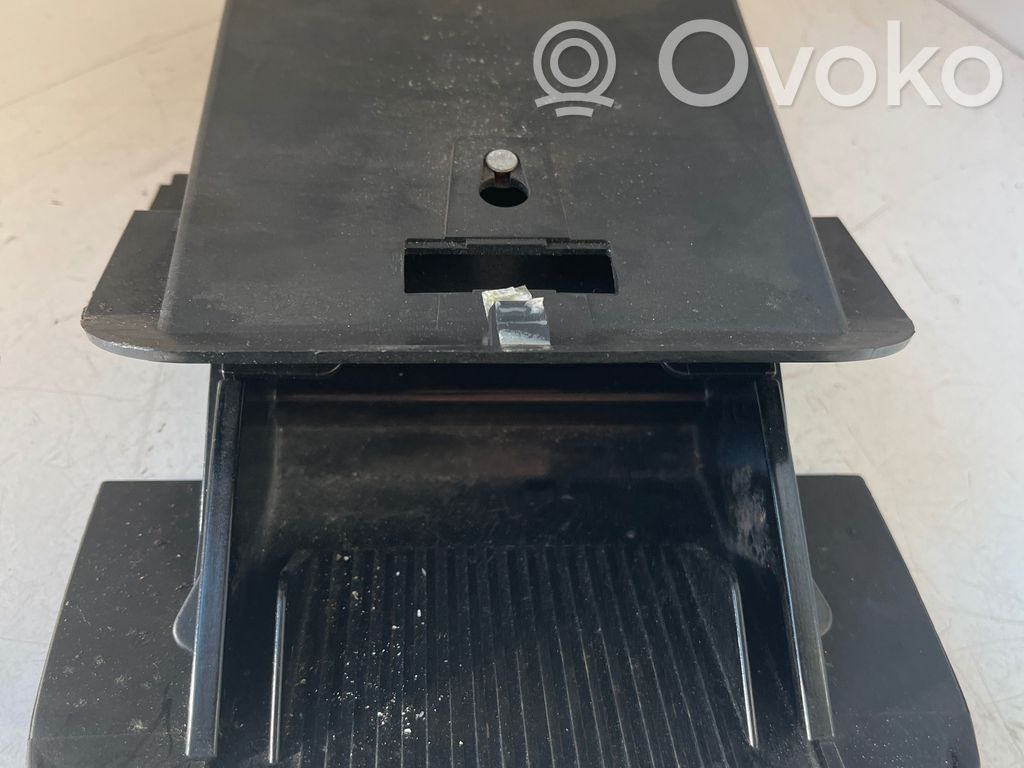 Volvo S70  V70  V70 XC Aschenbecher 