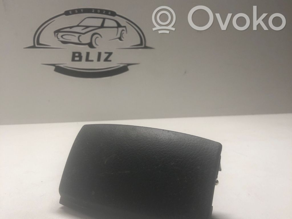 Audi A4 S4 B7 8E 8H Popielniczka deski rozdzielczej 