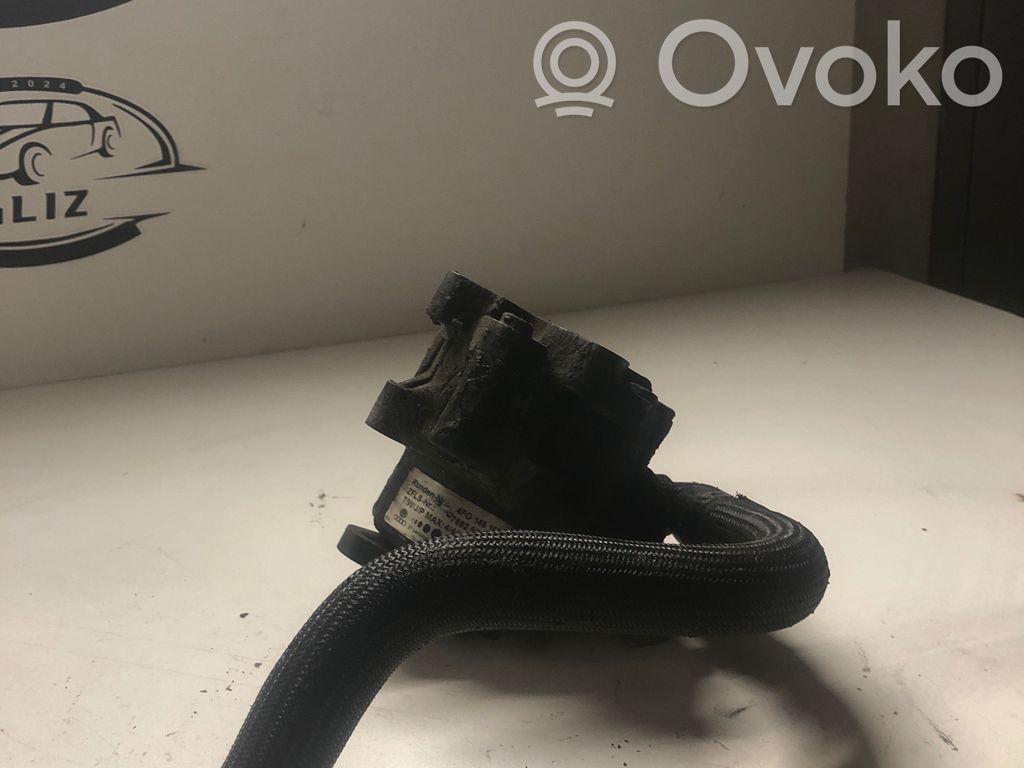 Audi A6 S6 C6 4F Vairo stiprintuvo siurblys 