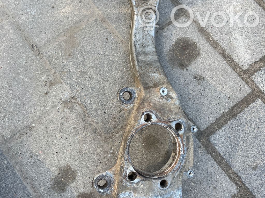 Audi A6 S6 C5 4B Zwrotnica koła przedniego 