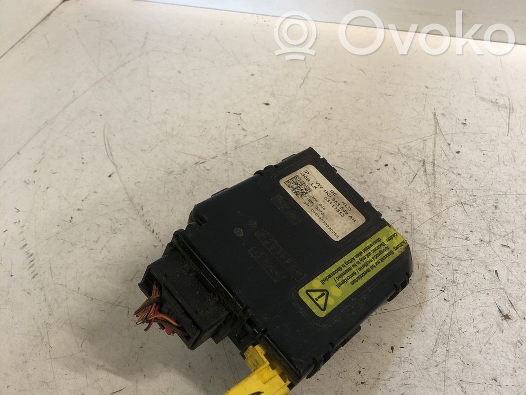 Audi A4 S4 B7 8E 8H Steering angle sensor 