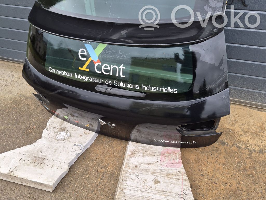 Tailgate/trunk/boot lid